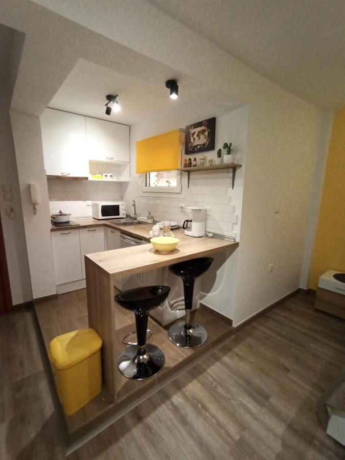 Studio-10 Apartment
