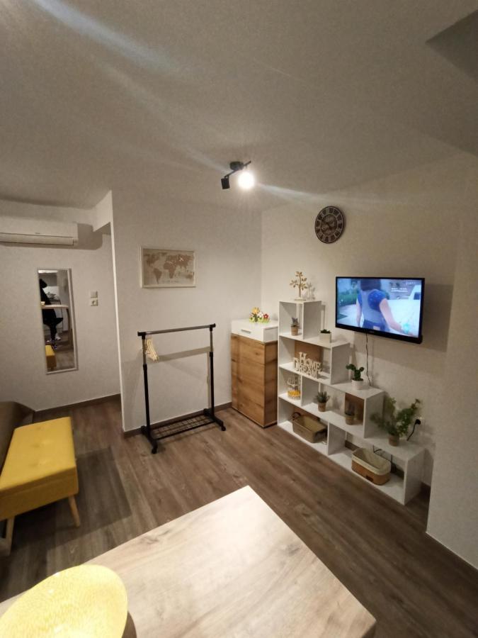 Apartment Studio-10 *